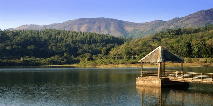 How to Reach Hirekolale Lake Chikmagalur